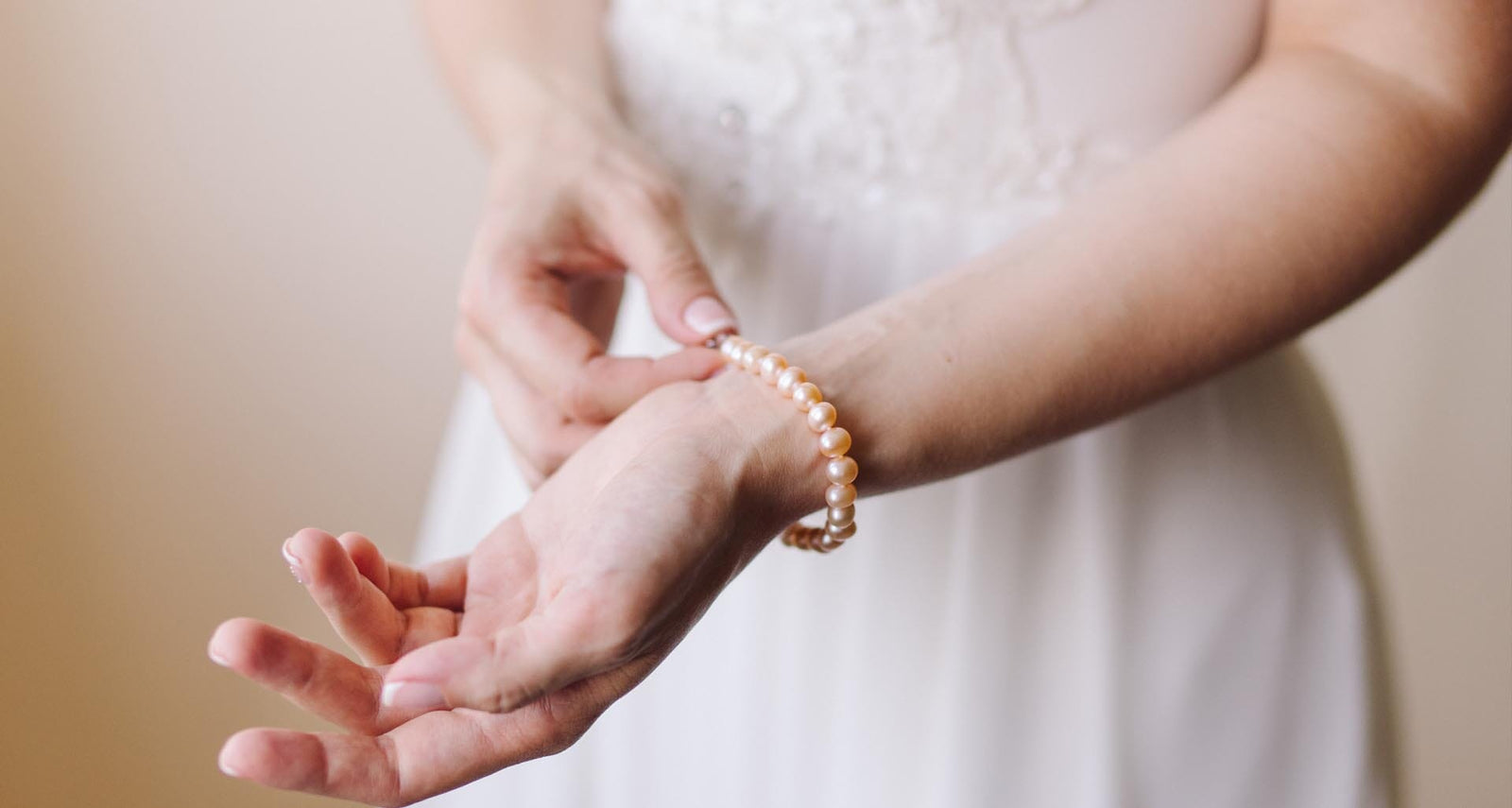 Cremation Bracelet Guide: Styles, Materials, and More
